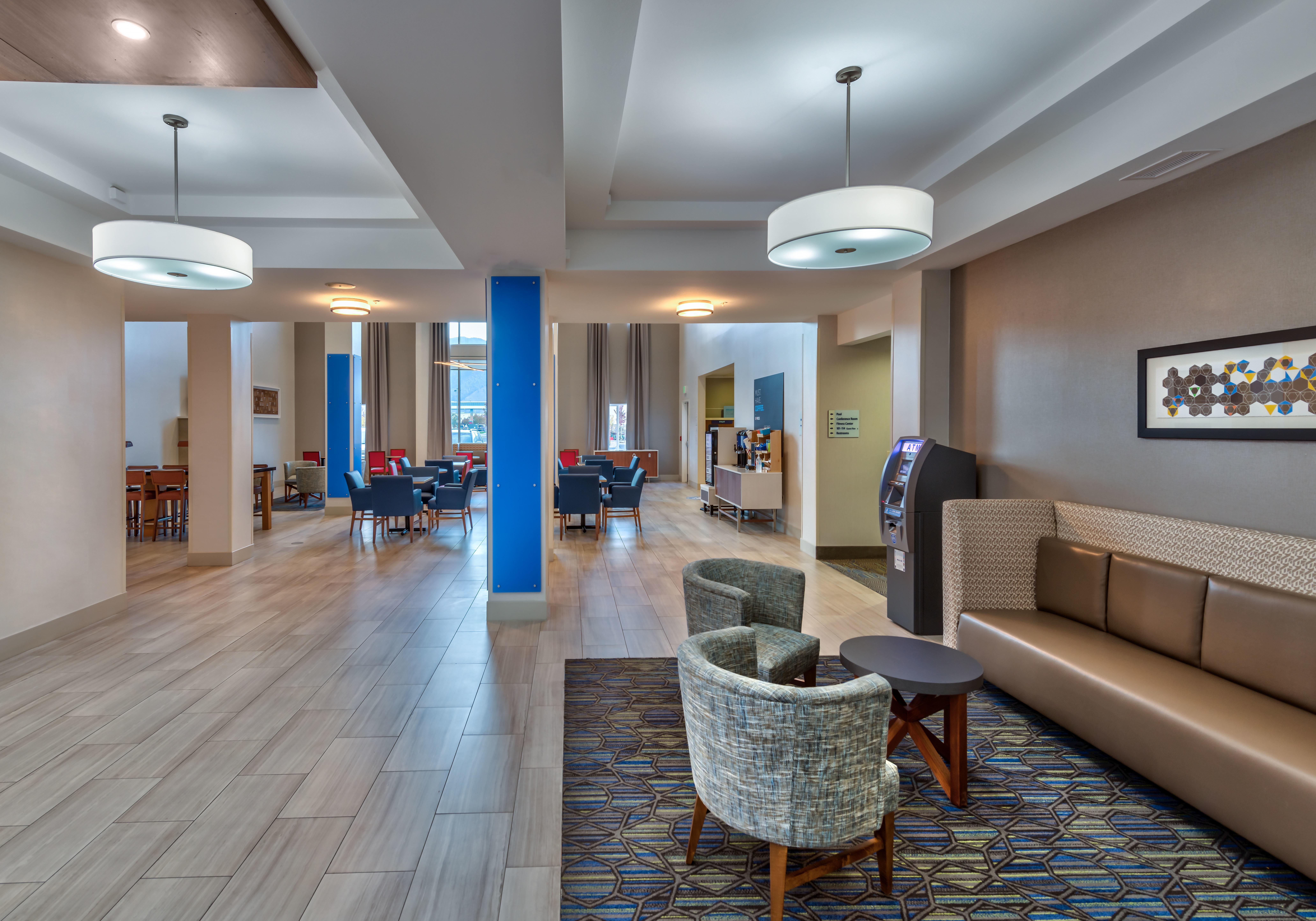 Holiday Inn Express Hotel & Suites Minden By Ihg Exterior foto